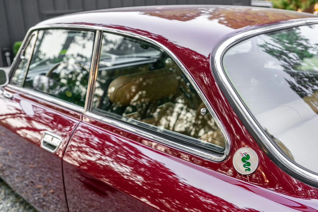 1974 Alfa Romeo 2000 GT Veloce - Image 19 of 31