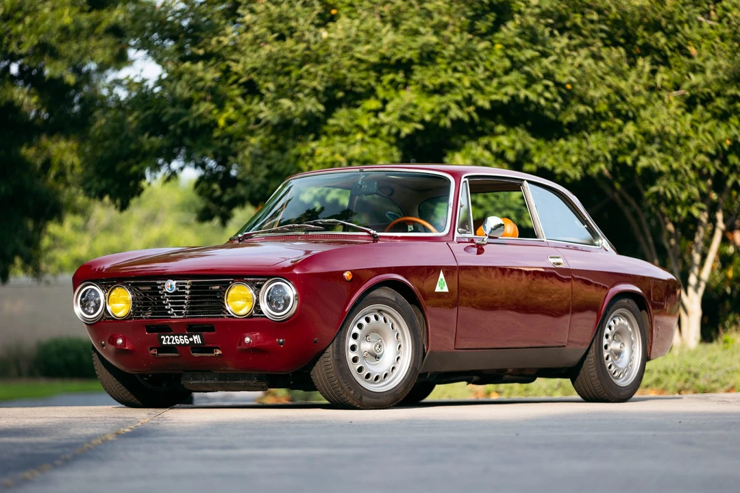 1974 Alfa Romeo 2000 GT Veloce - Image 3 of 31