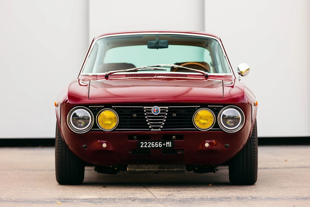 1974 Alfa Romeo 2000 GT Veloce - Image 25 of 31