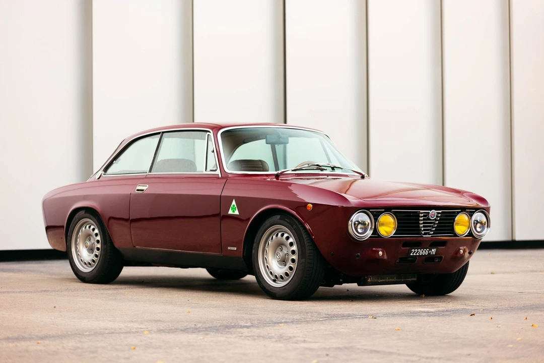1974 Alfa Romeo 2000 GT Veloce - Image 21 of 31