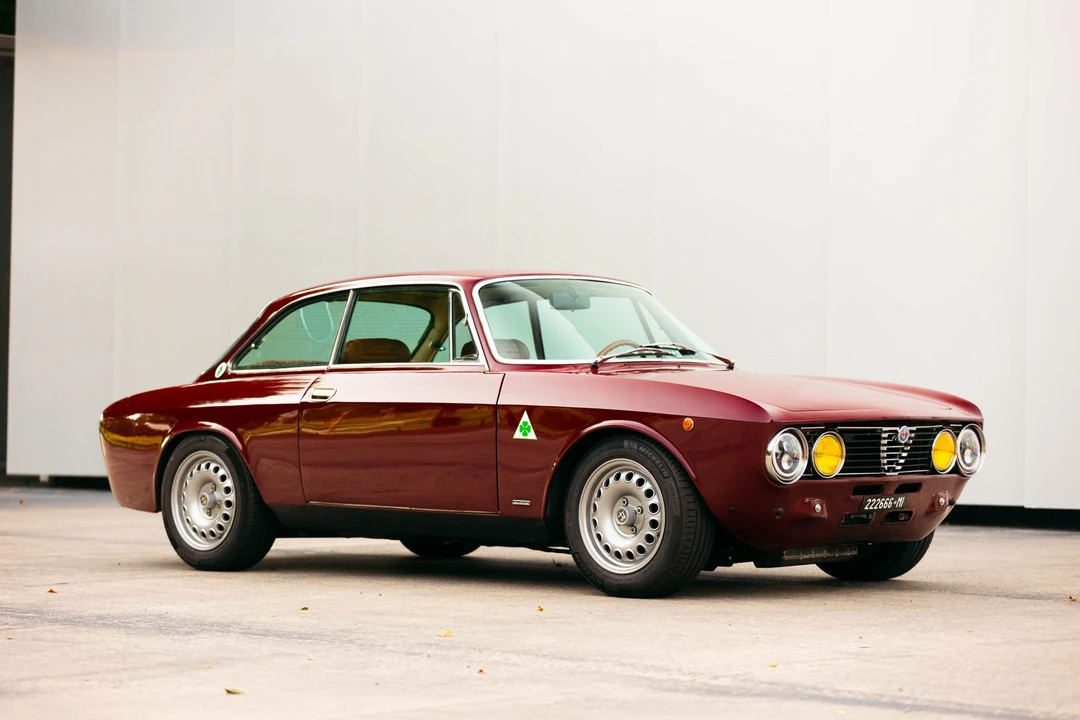 1974 Alfa Romeo 2000 GT Veloce - Image 18 of 31