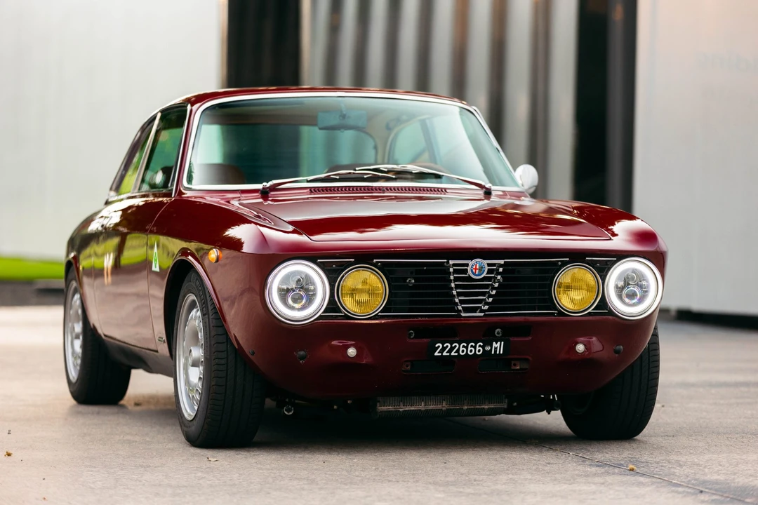 1974 Alfa Romeo 2000 GT Veloce - Image 23 of 31