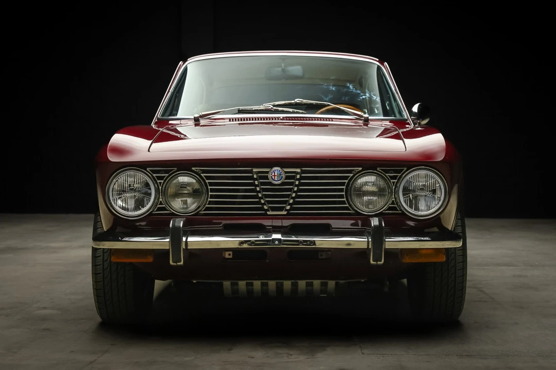 1974 Alfa Romeo 2000 GT Veloce - Image 21 of 31