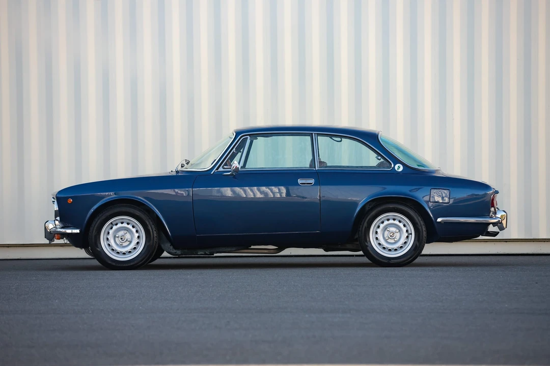 1974 Alfa Romeo 2000 GT Veloce - Image 3 of 31