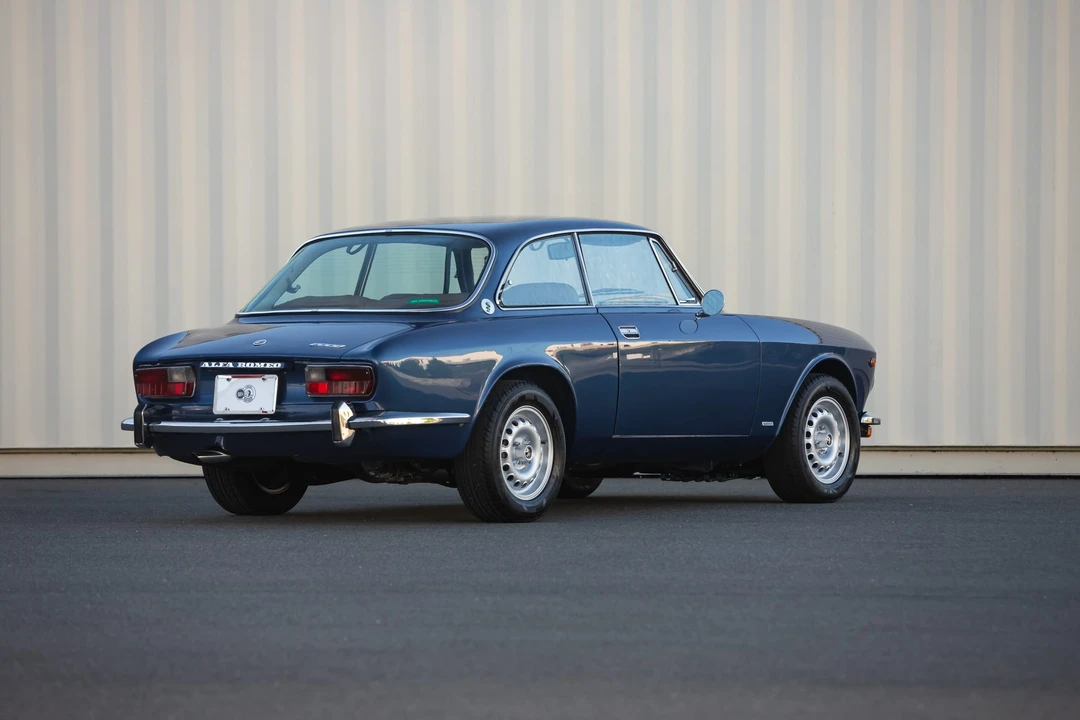 1974 Alfa Romeo 2000 GT Veloce - Image 7 of 31