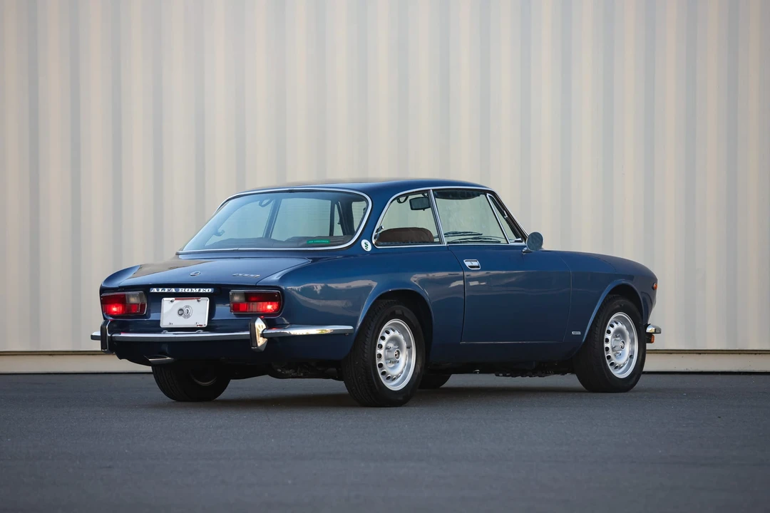 1974 Alfa Romeo 2000 GT Veloce - Image 8 of 31