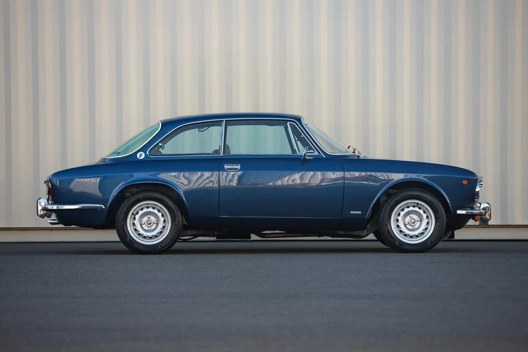 1974 Alfa Romeo 2000 GT Veloce - Image 9 of 31