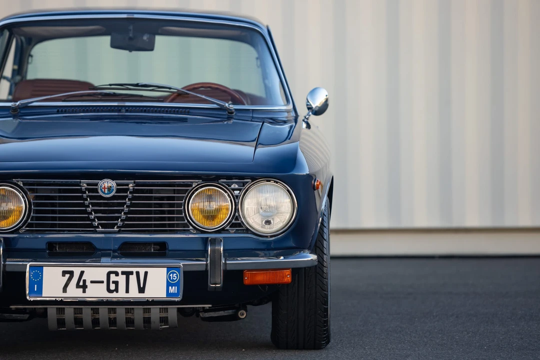 1974 Alfa Romeo 2000 GT Veloce - Image 14 of 31