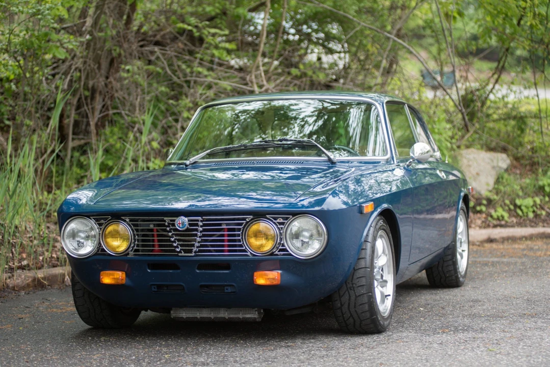 1974 Alfa Romeo 2000 GT Veloce - Image 16 of 31