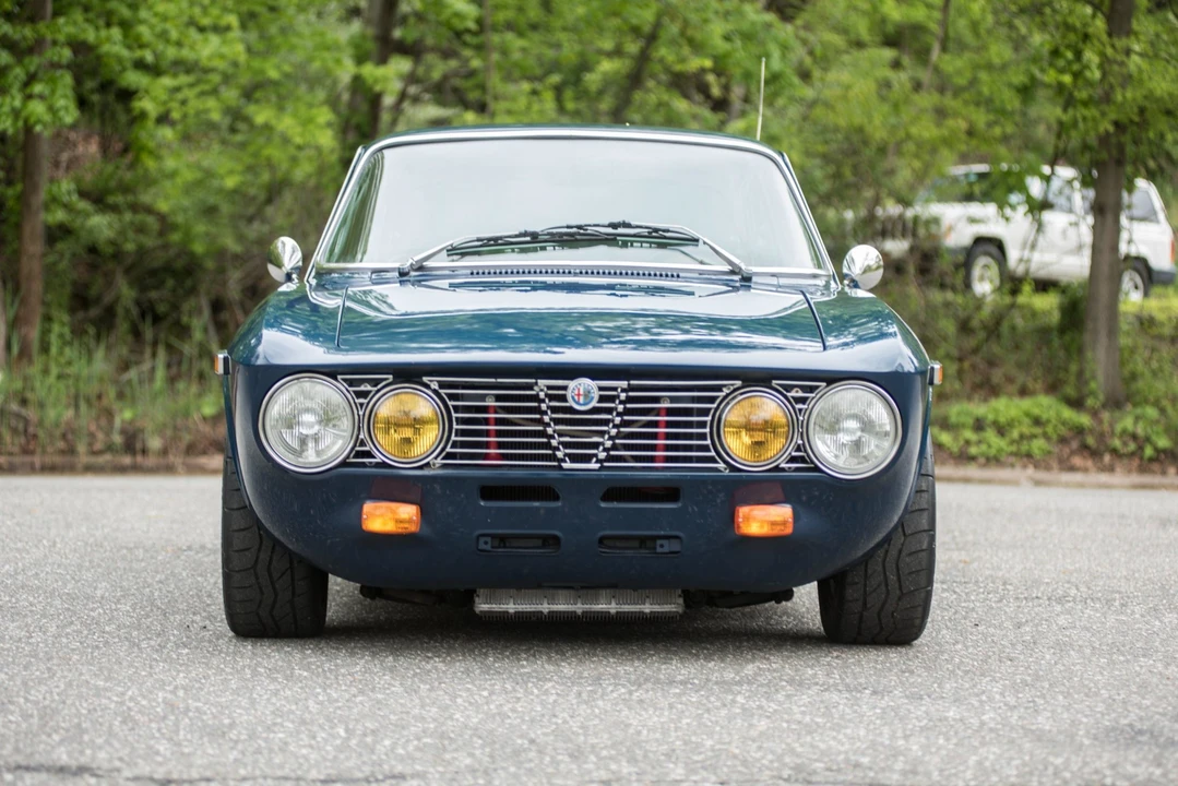 1974 Alfa Romeo 2000 GT Veloce - Image 14 of 31