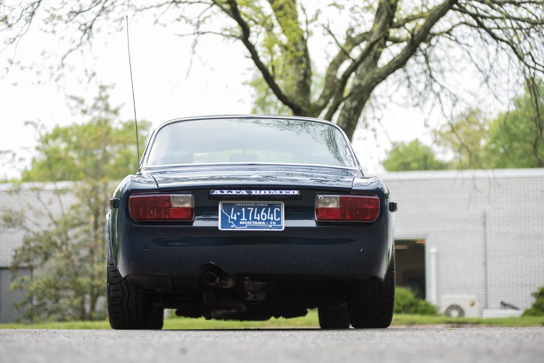 1974 Alfa Romeo 2000 GT Veloce - Image 8 of 31