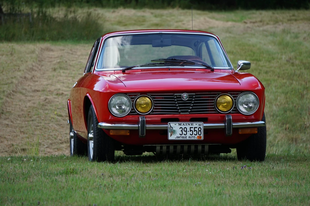 1974 Alfa Romeo 2000 GT Veloce - Image 16 of 31
