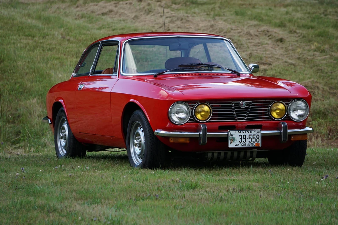 1974 Alfa Romeo 2000 GT Veloce - Image 15 of 31