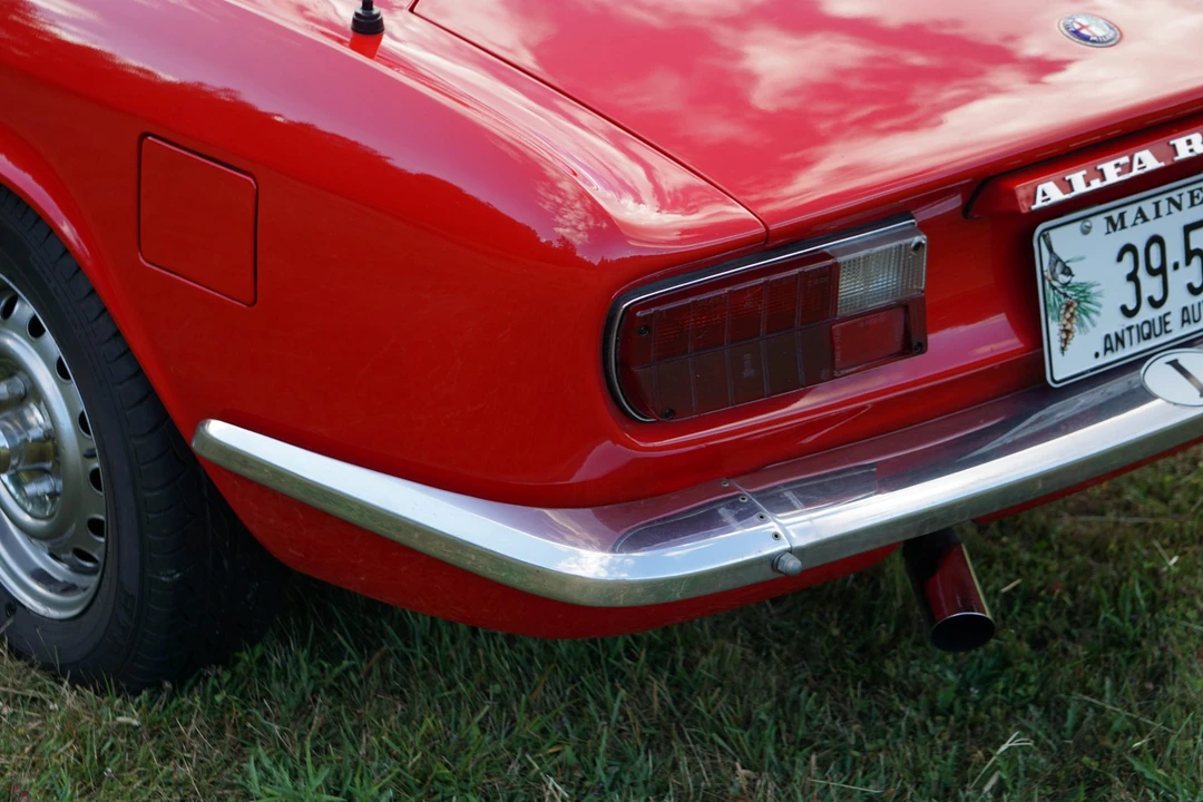1974 Alfa Romeo 2000 GT Veloce - Image 29 of 31