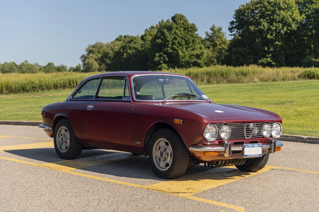 1974 Alfa Romeo 2000 GT Veloce - Image 13 of 31