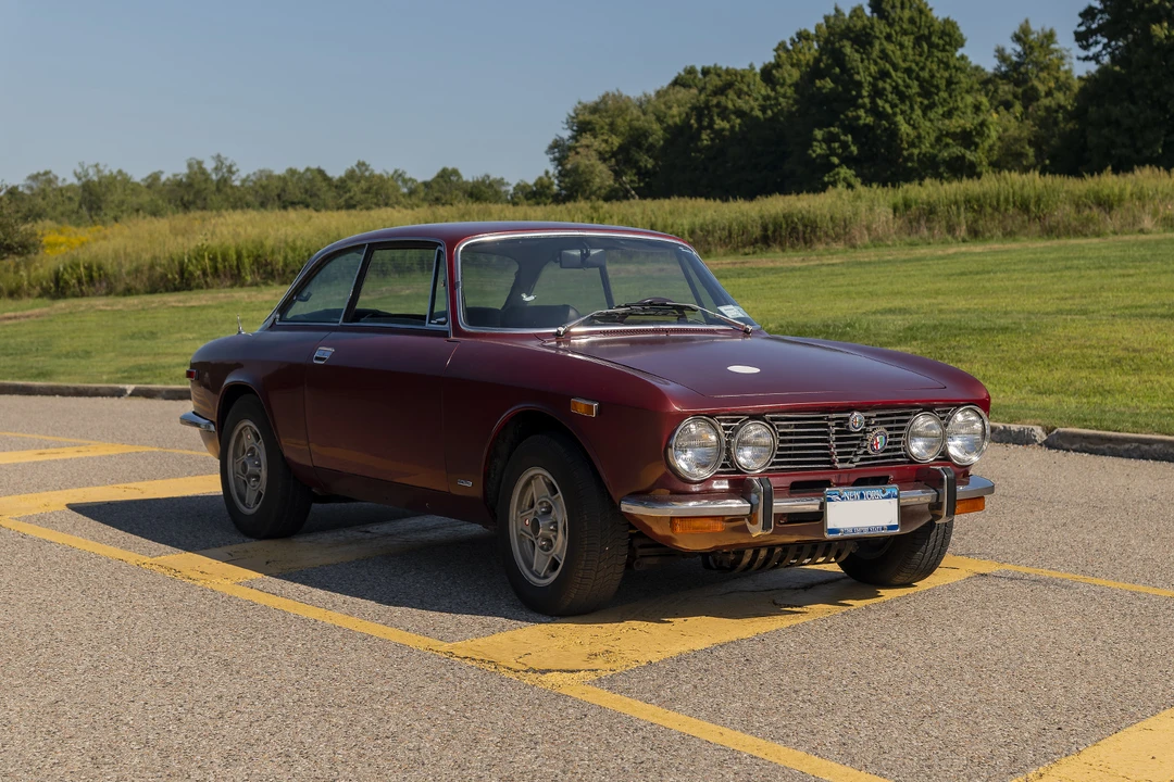 1974 Alfa Romeo 2000 GT Veloce - Image 11 of 31