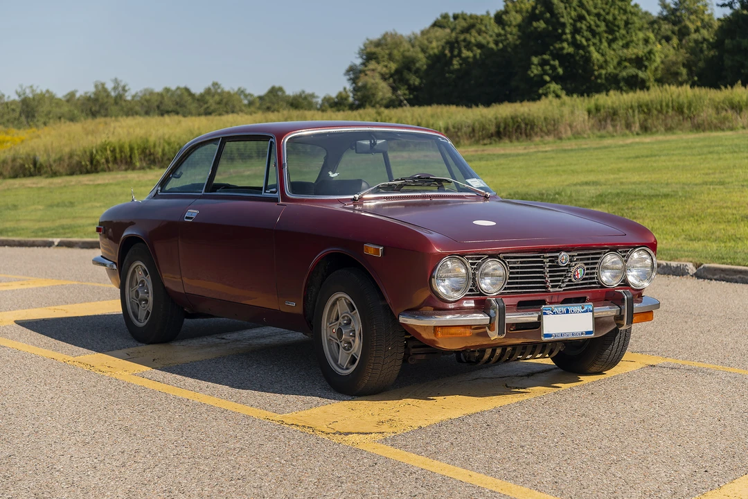 1974 Alfa Romeo 2000 GT Veloce - Image 12 of 31