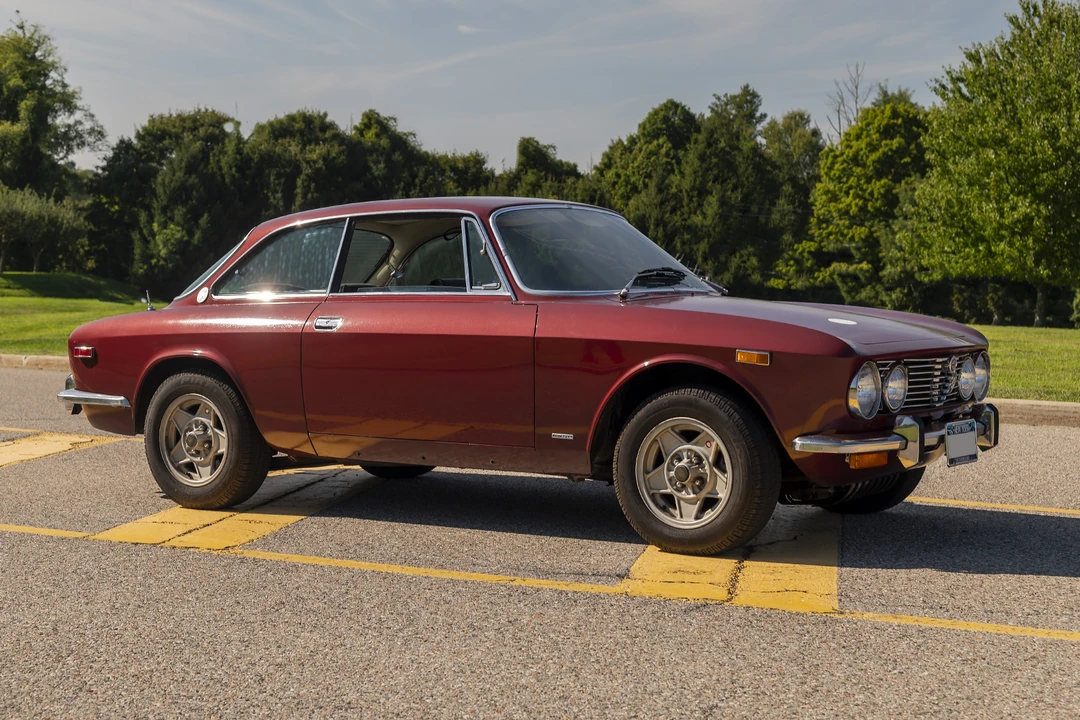 1974 Alfa Romeo 2000 GT Veloce - Image 14 of 31