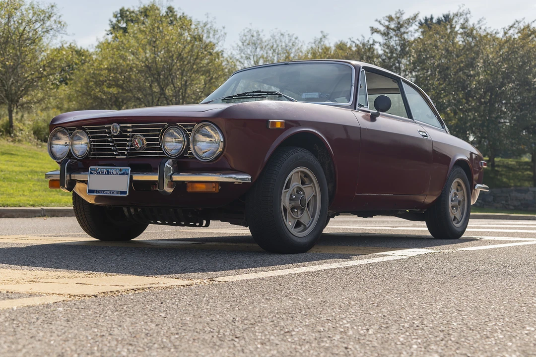 1974 Alfa Romeo 2000 GT Veloce - Image 4 of 31