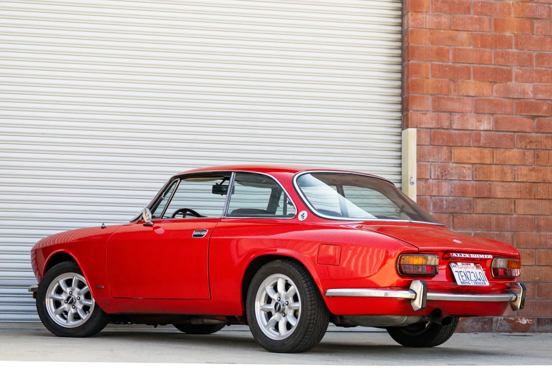 1974 Alfa Romeo 2000 GT Veloce - Image 4 of 31