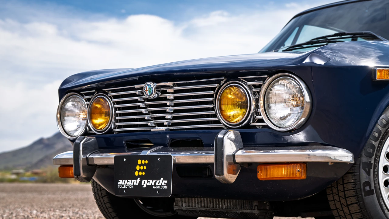 1974 Alfa Romeo 2000 GT Veloce - Image 30 of 31