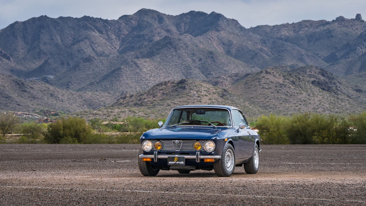 1974 Alfa Romeo 2000 GT Veloce - Image 4 of 31
