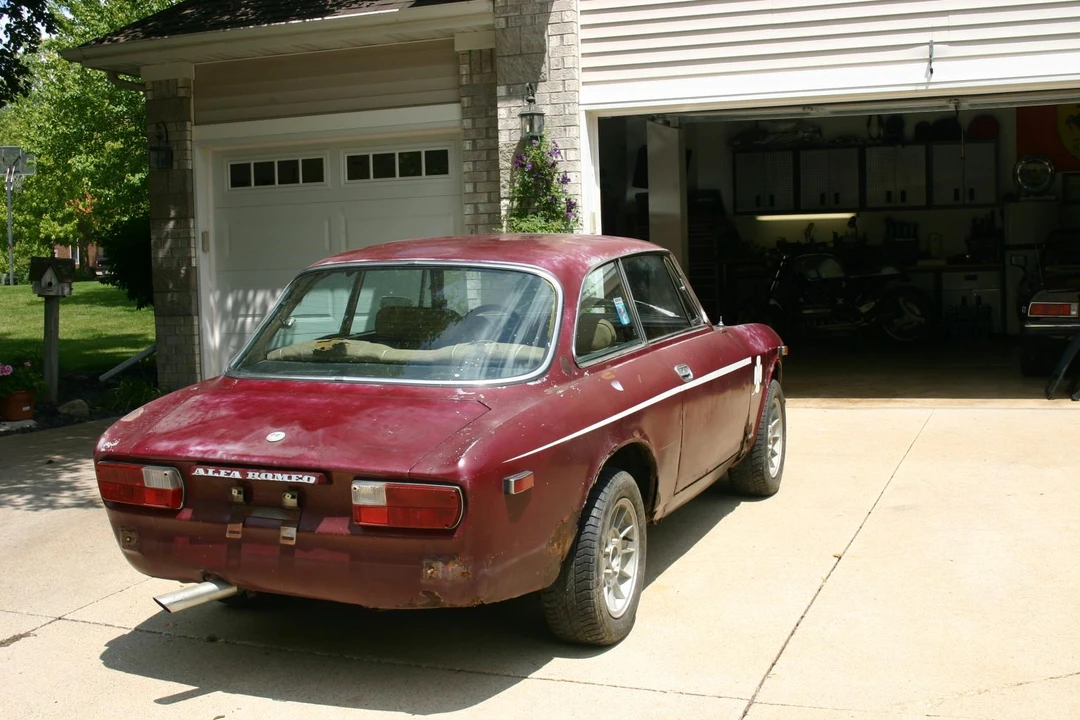 1974 Alfa Romeo 2000 GT Veloce - Image 8 of 31