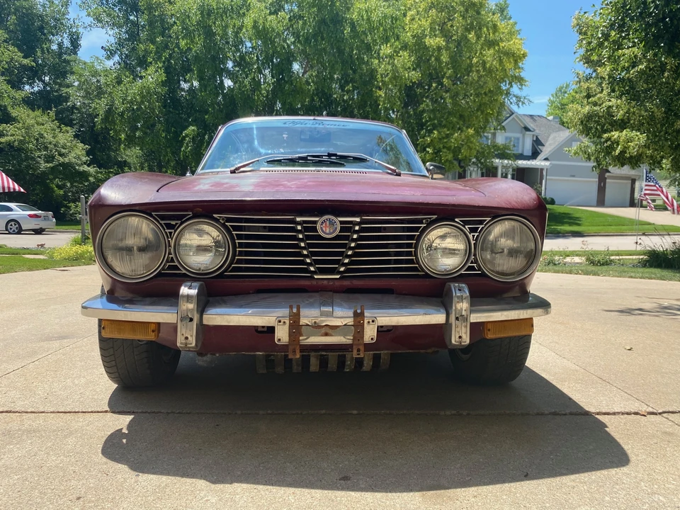 1974 Alfa Romeo 2000 GT Veloce - Image 14 of 31