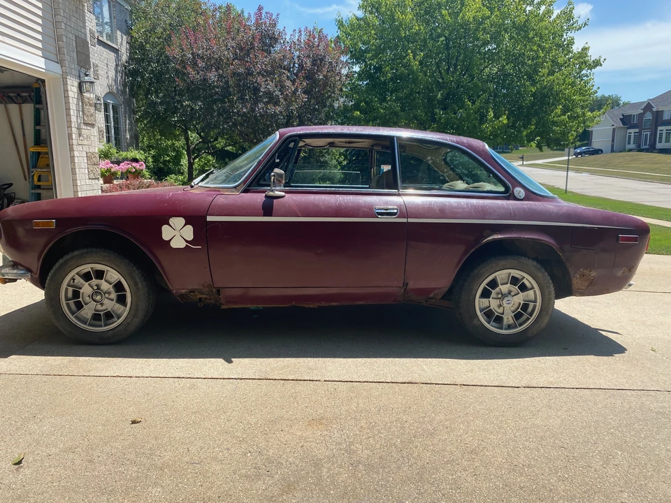 1974 Alfa Romeo 2000 GT Veloce - Image 20 of 31
