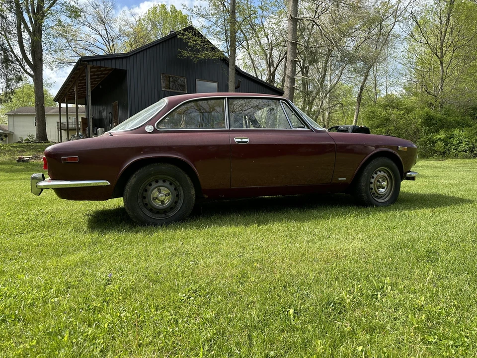 1974 Alfa Romeo 2000 GT Veloce - Image 10 of 31