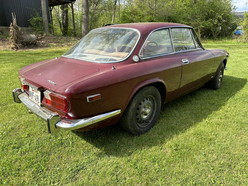 1974 Alfa Romeo 2000 GT Veloce - Image 9 of 31