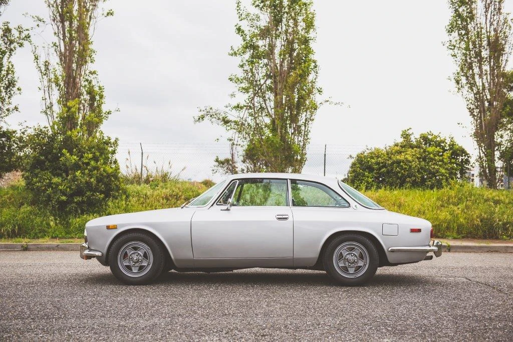 1974 Alfa Romeo 2000 GT Veloce - Image 21 of 31