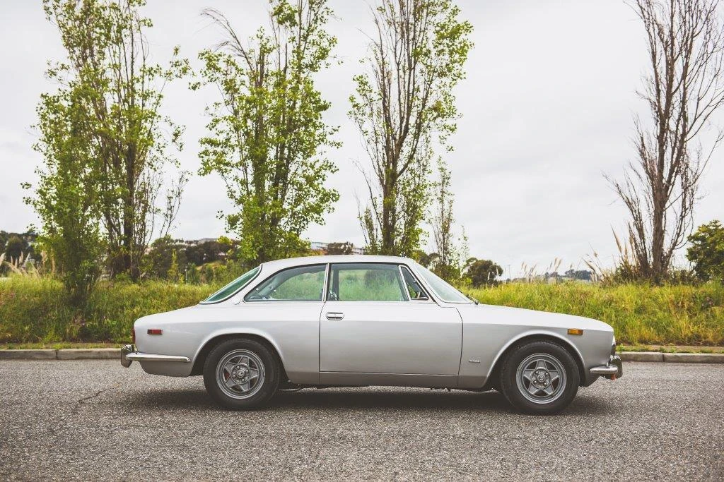 1974 Alfa Romeo 2000 GT Veloce - Image 14 of 31