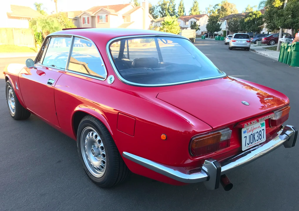 1974 Alfa Romeo 2000 GT Veloce - Image 10 of 31