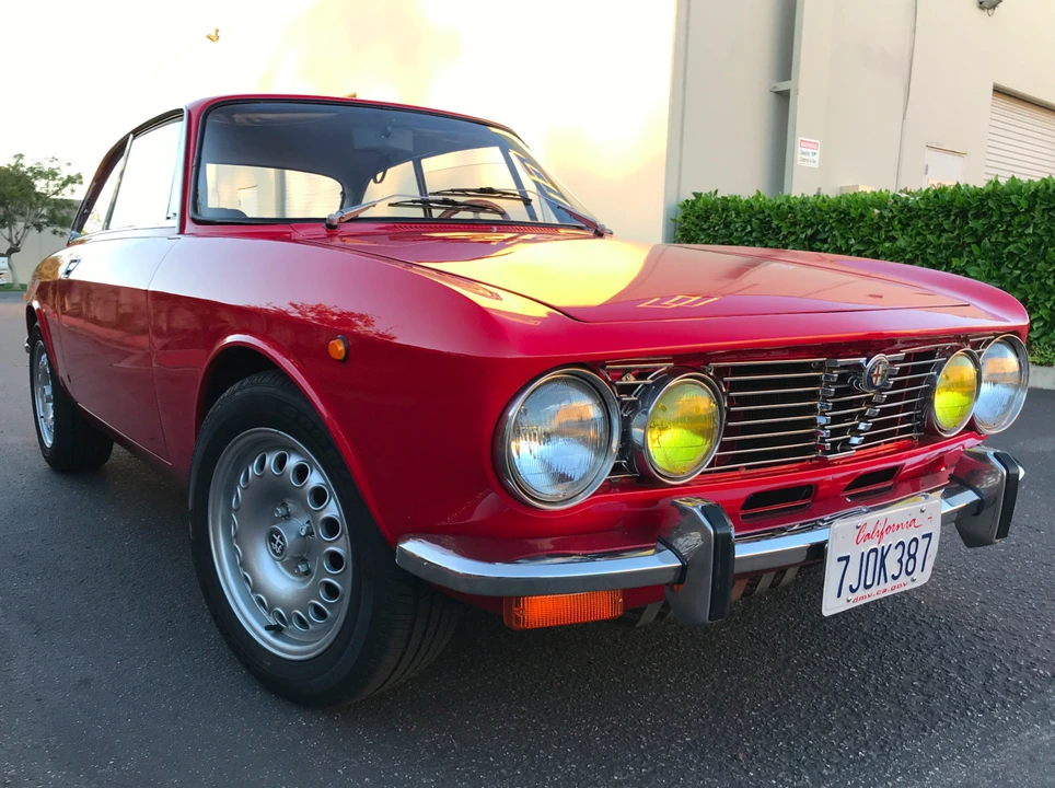 1974 Alfa Romeo 2000 GT Veloce - Image 17 of 31