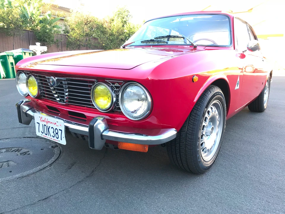 1974 Alfa Romeo 2000 GT Veloce - Image 13 of 31