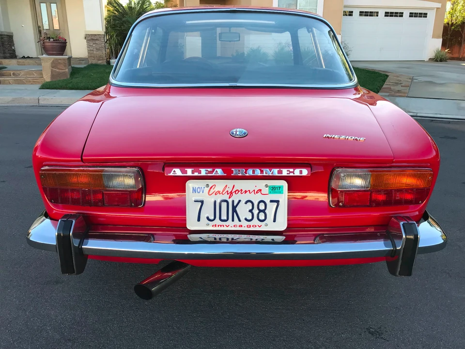 1974 Alfa Romeo 2000 GT Veloce - Image 11 of 31