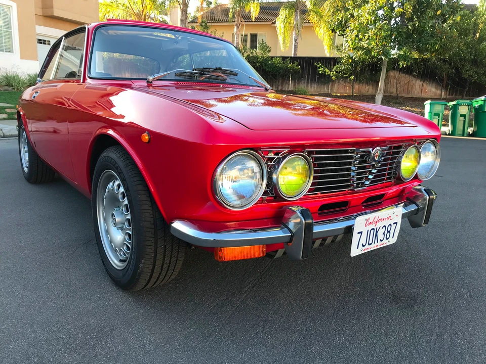 1974 Alfa Romeo 2000 GT Veloce - Image 4 of 31