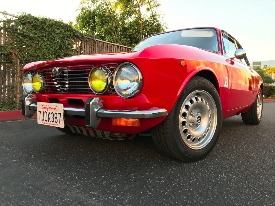 1974 Alfa Romeo 2000 GT Veloce - Image 14 of 31