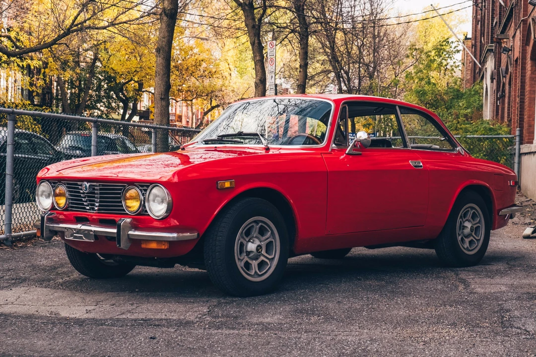 1974 Alfa Romeo 2000 GT Veloce - Image 4 of 31