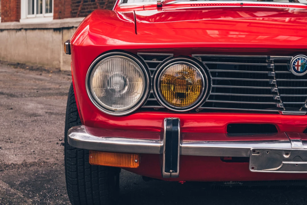 1974 Alfa Romeo 2000 GT Veloce - Image 24 of 31