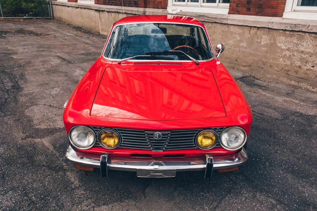 1974 Alfa Romeo 2000 GT Veloce - Image 20 of 31