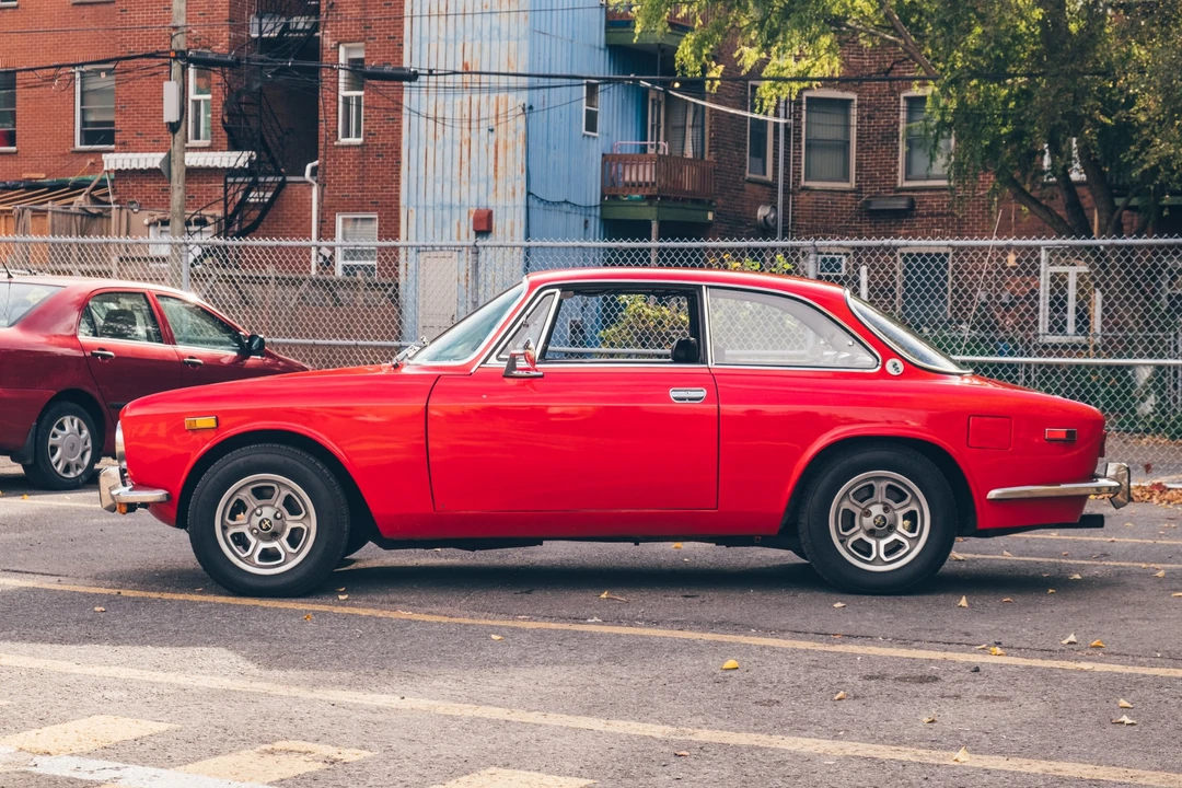 1974 Alfa Romeo 2000 GT Veloce - Image 5 of 31