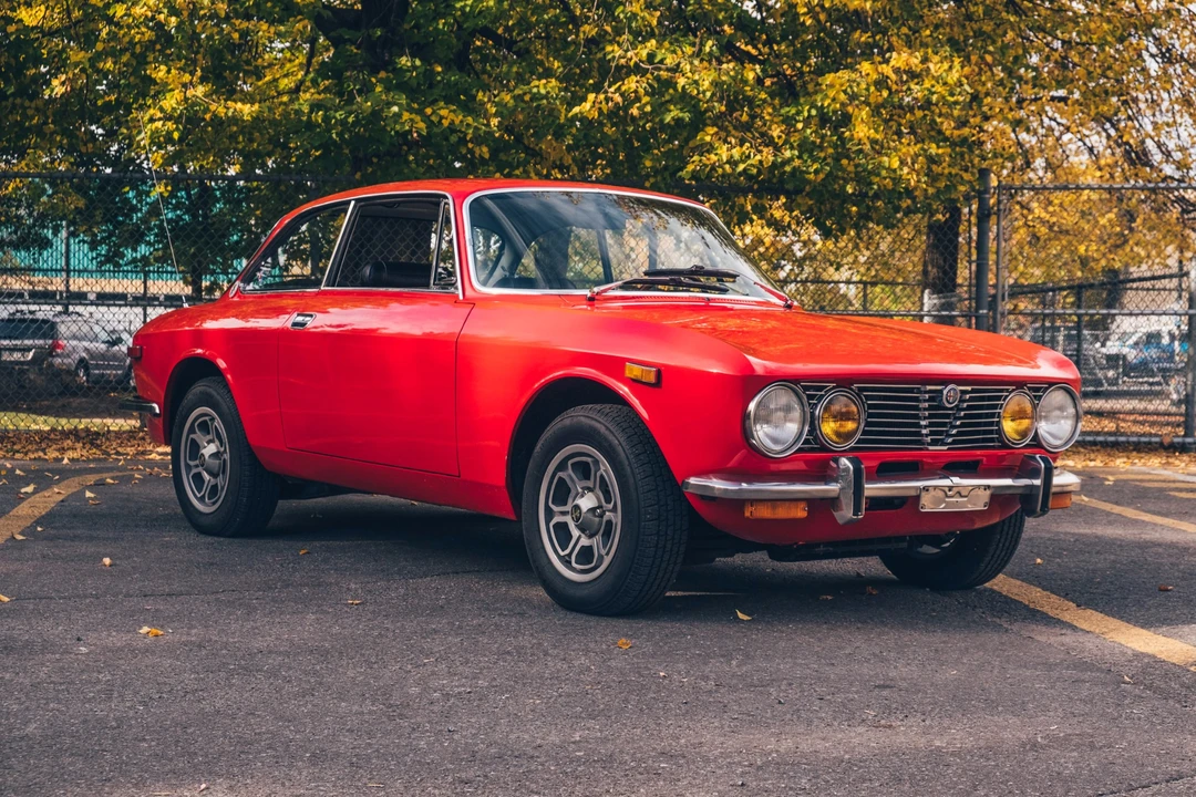 1974 Alfa Romeo 2000 GT Veloce - Image 17 of 31