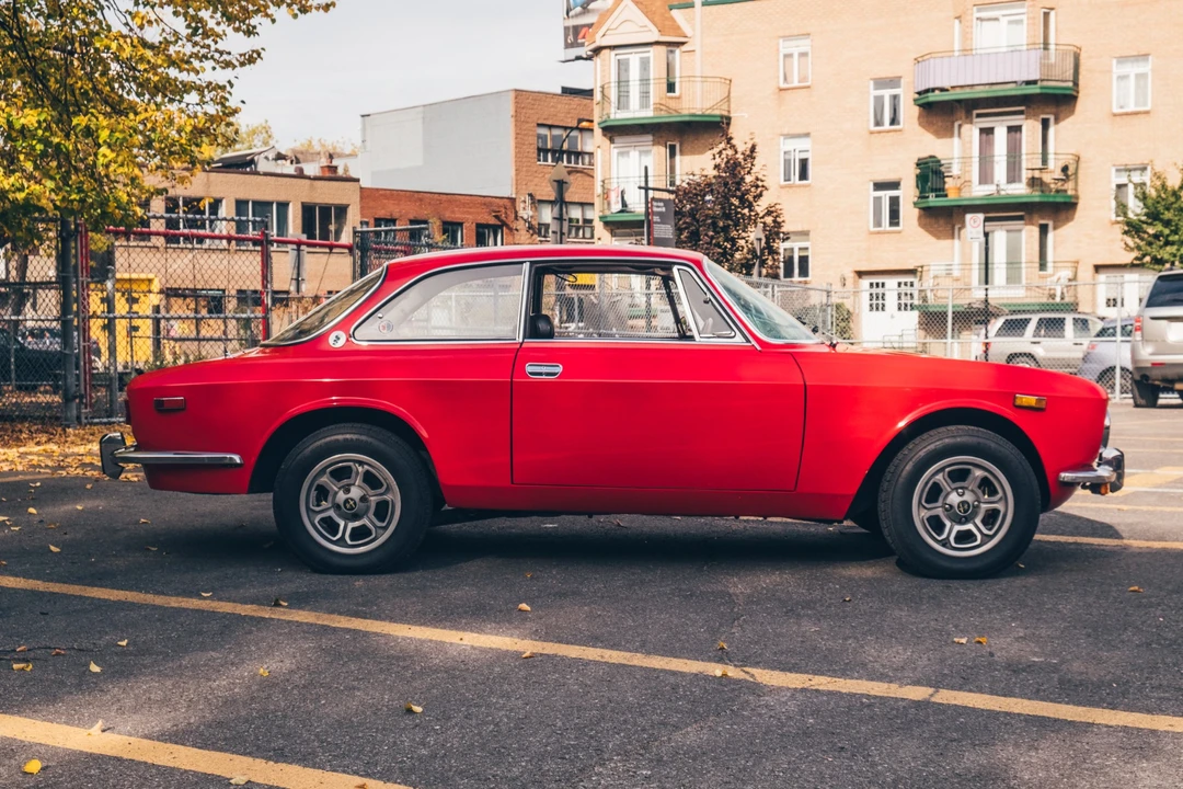 1974 Alfa Romeo 2000 GT Veloce - Image 15 of 31