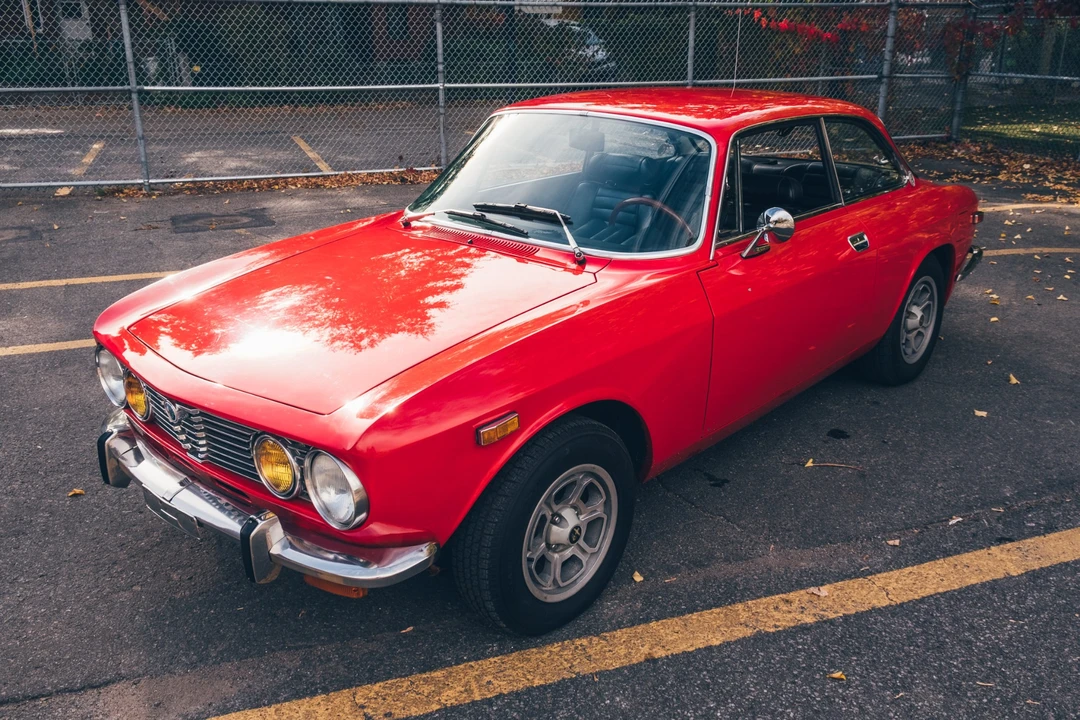 1974 Alfa Romeo 2000 GT Veloce - Image 3 of 31