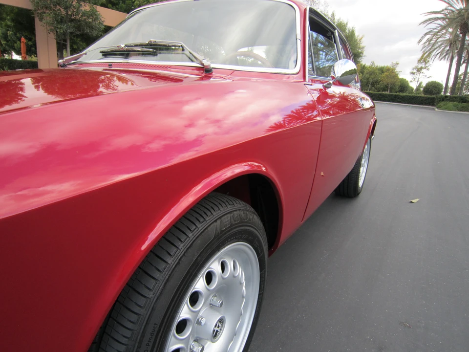 1974 Alfa Romeo 2000 GT Veloce - Image 27 of 31