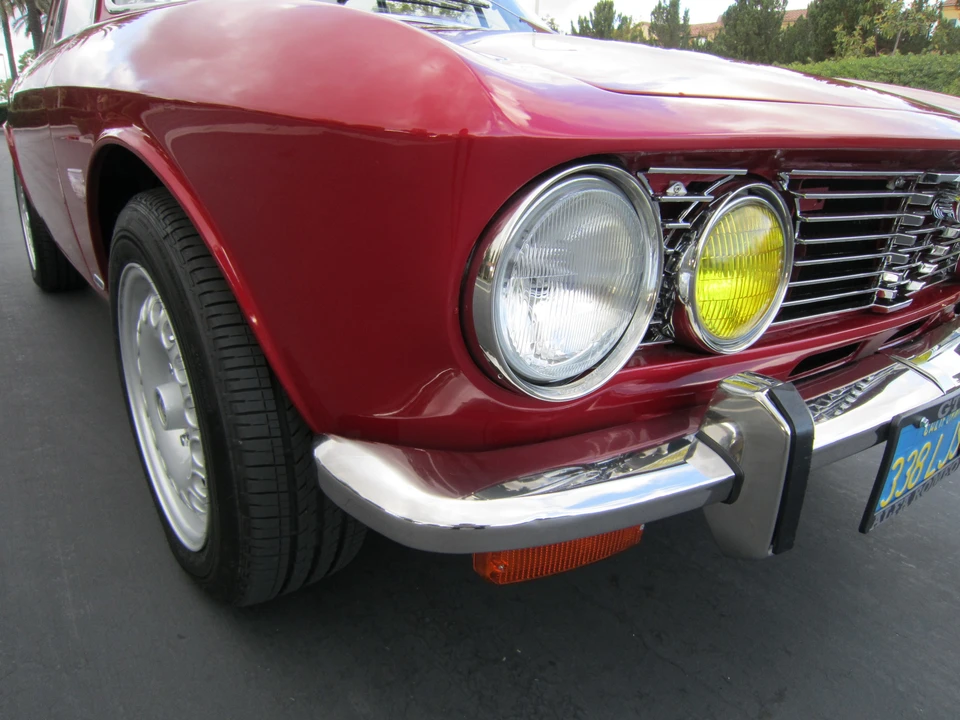 1974 Alfa Romeo 2000 GT Veloce - Image 31 of 31