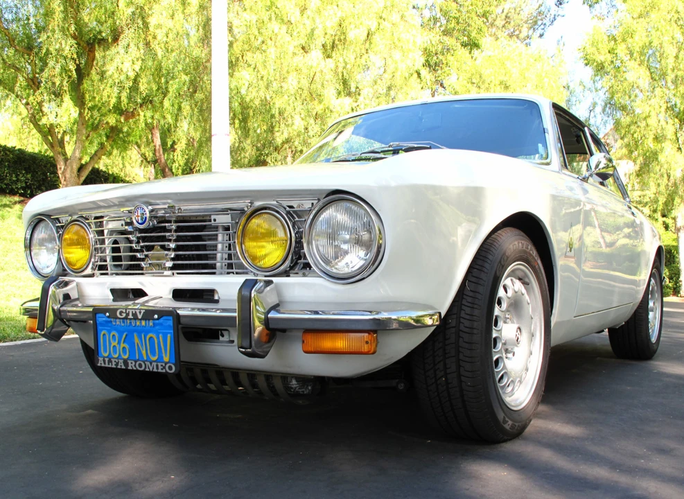 1974 Alfa Romeo 2000 GT Veloce - Image 5 of 31