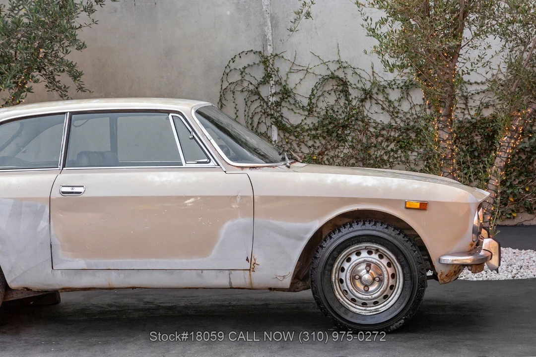 1974 Alfa Romeo Alfetta GT - Image 11 of 31